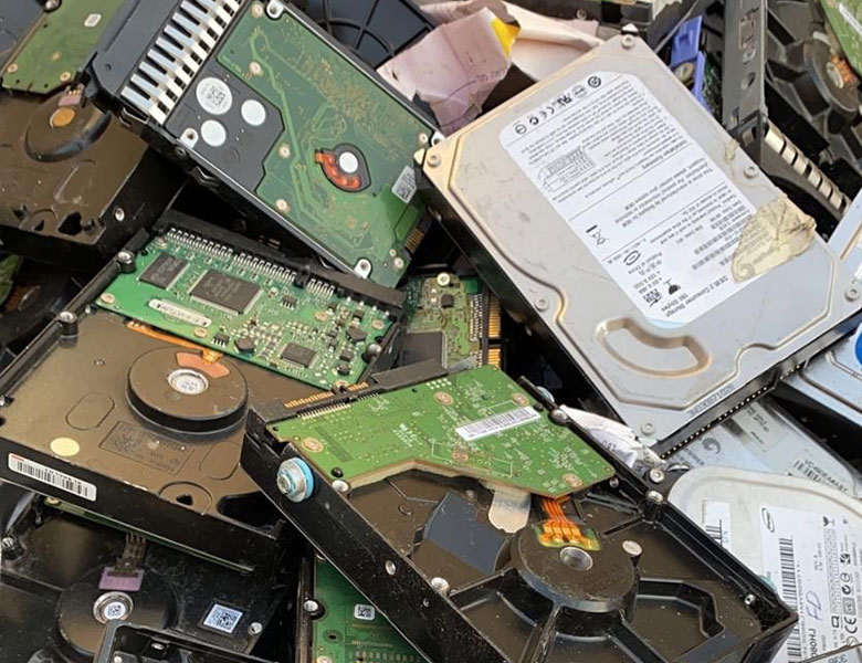 HDD�̔����